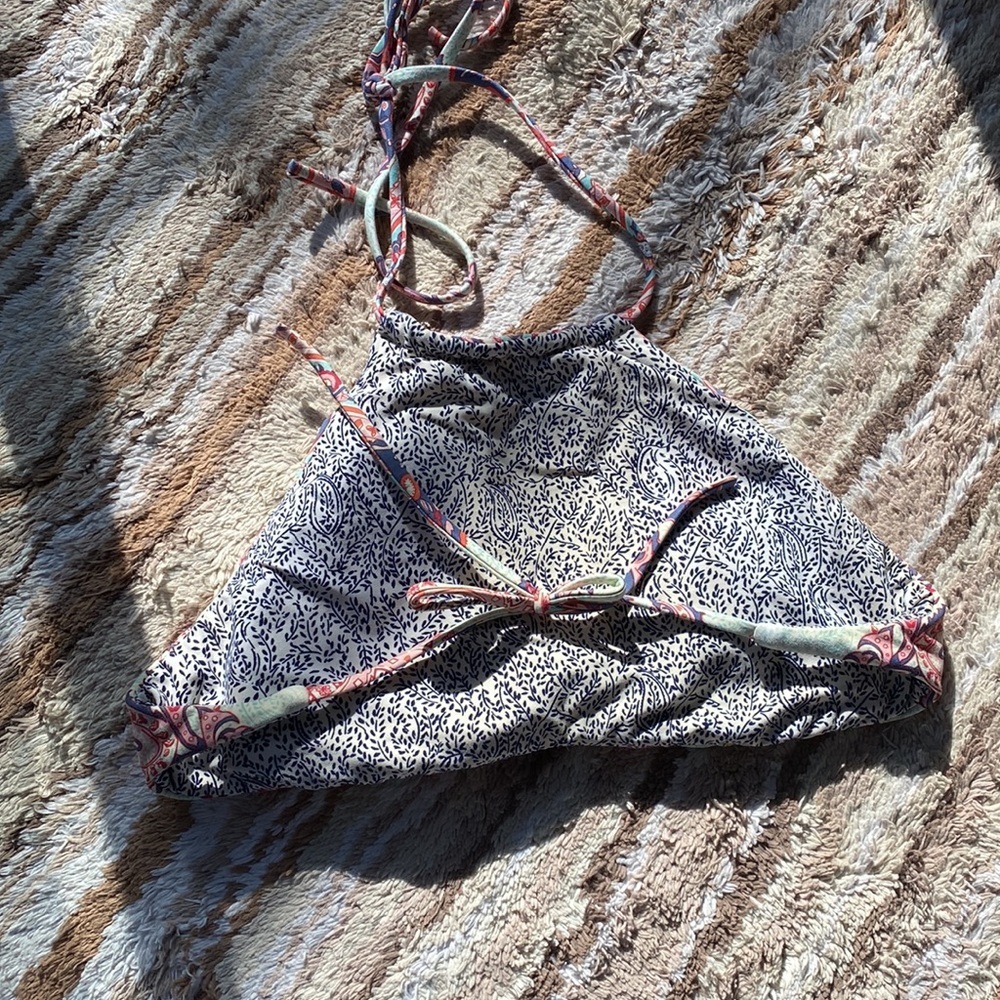 Billabong Bikini Reversible Halter Top Floral Paisley​​ - Picture 4 of 8